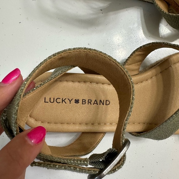 Lucky Brand Wensdei Women’s Cork Wedge Sandals 8.5 Green Woven Tan Strappy Shoes - Picture 6 of 8